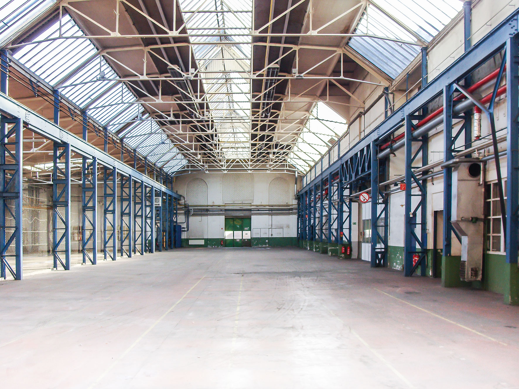 Halle im Boehringer Areal